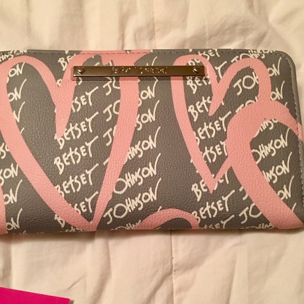 NWT Betsey Johnson Clutch Wallet